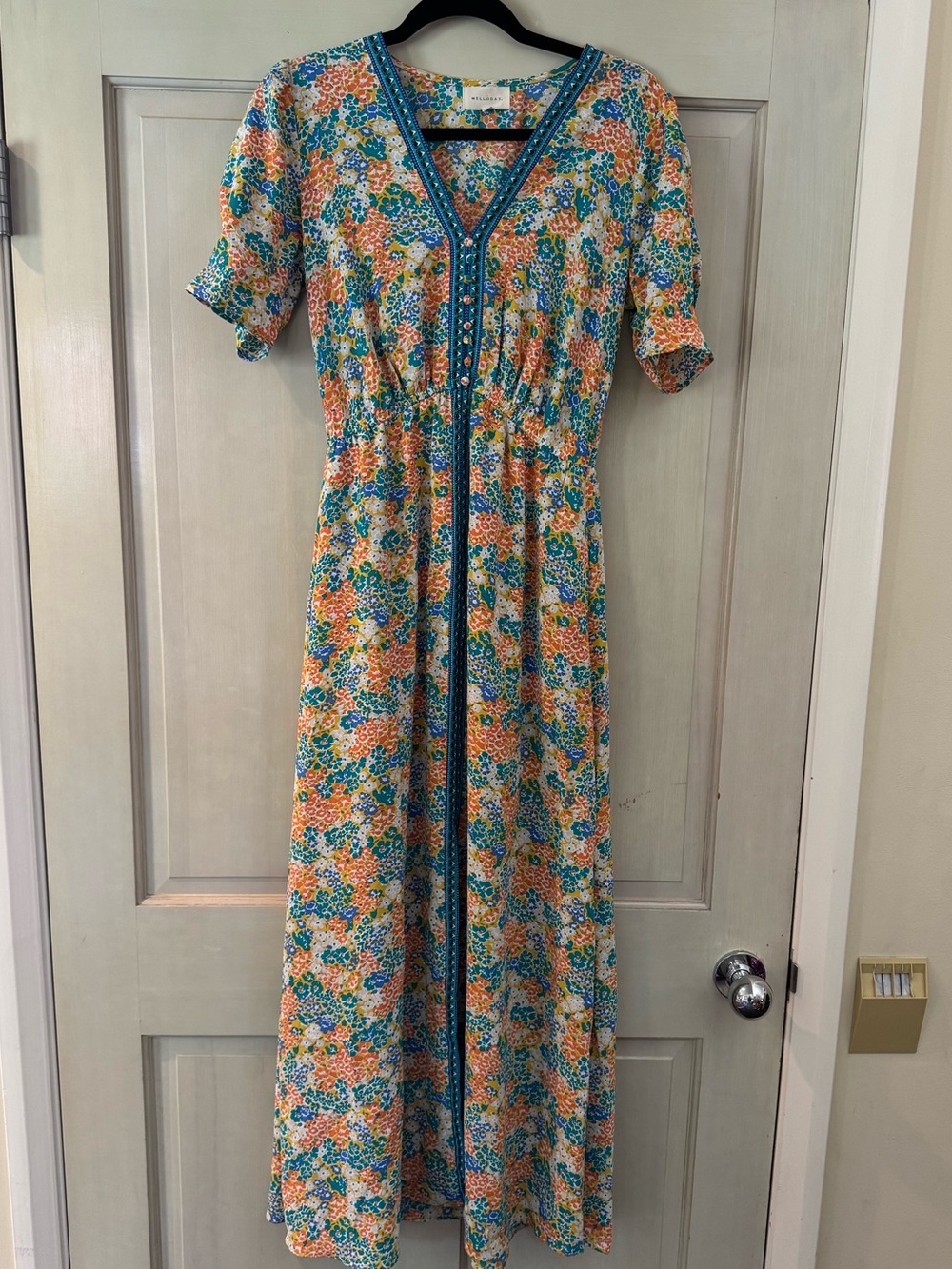 Melloday floral V-neck maxi dress with a blue smocked waist & button-down front
